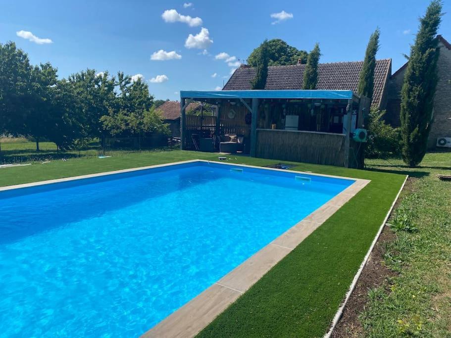 Gite De L'Ebaupin Louchy-Montfand ภายนอก รูปภาพ