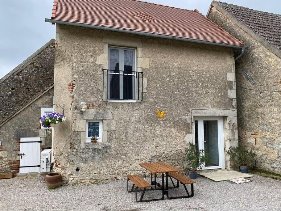 Gite De L'Ebaupin Louchy-Montfand ภายนอก รูปภาพ